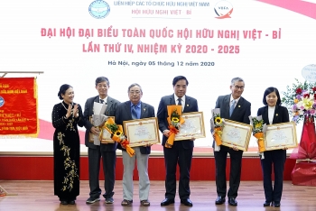 ong pham manh hung tiep tuc la chu tich hoi huu nghi viet bi nhiem ky 2020 2025