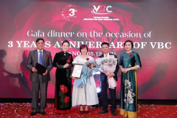 ra mat chi hoi huu nghi trung tam xuc tien thuong mai dau tu viet nam bulgaria