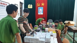 Tịch thu lô hàng ‘khủng’ máy hút thuốc lá điện tử ở Huế