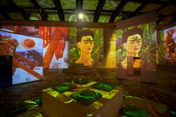 Viva Frida Kahlo – triển lãm nghệ thuật đắm chìm đầu tiên sẽ được mở cửa tại Thụy Sĩ từ nay đến ngày 2/1/2022