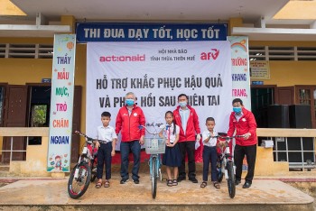 gop phan giai quyet nhiem vu khoi phuc kinh te xa hoi trong giai doan binh thuong moi