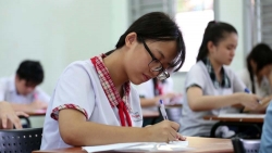 diem chuan vao lop 10 truong thpt cong lap o ha noi 3 nam gan nhat