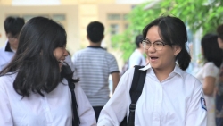 Thi tuyển sinh lớp 10 Hà Nội: Thí sinh cười rạng rỡ sau môn thi Tiếng Anh, Lịch sử