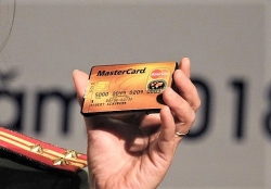 Thi THPT 2019: Chìa khóa xe, thẻ ATM giúp gian lận thi cử