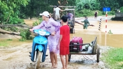 Hà Tĩnh: Nhiều trường không thể khai giảng do mưa lũ kéo dài