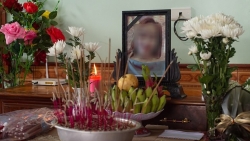 vu 39 nguoi chet o anh nhieu gia dinh lap ban tho 24 nguoi mat lien lac