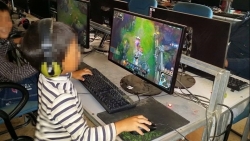 choi game 10 tieng moi ngay thanh nien 21 tuoi nhap vien tam than