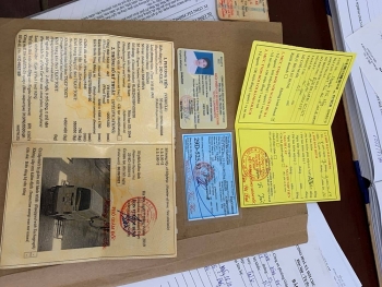 mua bang lai o to qua mang xa hoi voi gia 4 trieu dong