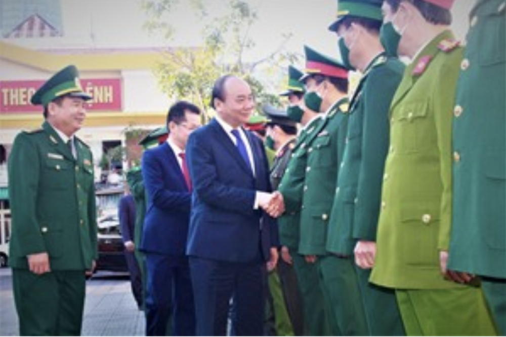 thu tuong nguyen xuan phuc chuc tet cac don vi luc luong vu trang tp da nang