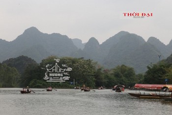 ha noi khuyen cao nguoi chua tiem du lieu vac xin khong den chua huong