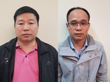 vu buon lau 5000 tan thuoc bac de nghi truy to 19 bi can cung 2 can bo hai quan