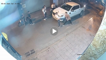 say ruou rut that lung danh nguoi chi vi tieng coi xe