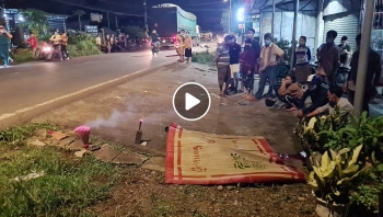 va cham kinh hoang giua 2 xe may khien cho 2 nguoi thuong vong