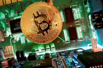 sang 187 gia bitcoin giam nhe va co chieu huong di xuong