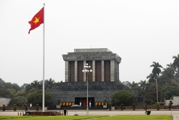 thu tuong bo nhiem thu truong bo giao thong van tai va pho truong ban ban quan ly lang chu tich ho chi minh