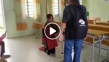 Phẫn nộ nhóm học sinh đánh bạn gái, bắt quỳ giữa lớp học