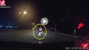 co tinh ca khia xe taxi nam thanh nien cho theo ban gai bi truy duoi gat gao