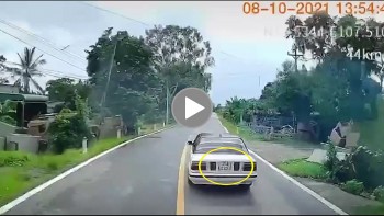 di sat o to bam coi xin vuot tai xe xe ben bi ep phanh dui dui