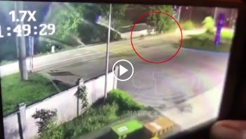 hai xe may dau dau trong dem voi toc do cao