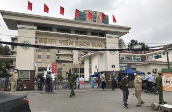 Khởi tố giám đốc bệnh viện Bạch Mai Nguyễn Quang Tuấn