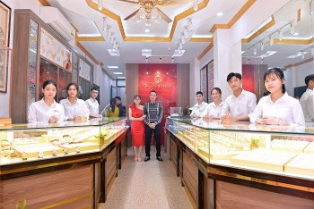 Hành trình vượt khó của cô chủ Gia Tín Jewelry & Diamond