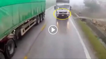 xe tai vuot au phanh chay lop tranh tai nan tham khoc