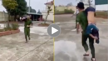 nang luong tich cuc pho cong an xa gianh lai su song cho be 7 tuoi duoi nuoc