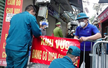 ngay 2711 ca nuoc co them 13063 ca mac covid 19