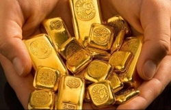 gia vang hom nay 111 tiep da lao doc giam tiep hon 100000 dongluong