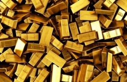 gia vang hom nay 141 giam tiep 350000 dongluong