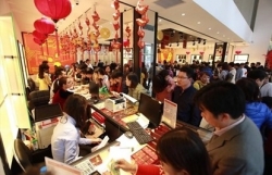 vi sao ngay via than tai nguoi dan lai di mua vang