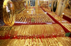 gia vang hom nay 12 dong loat tang gia sat ngay via than tai