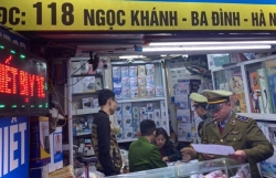 phat nang cua hang loi dung dich virus corona ban khau trang dat gap 7 lan