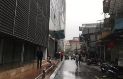 ha noi co gai tre roi tu tang 20 chung cu golden palm tu vong