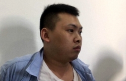 bat nghi pham vu vali chua thi the bi chat thanh nhieu khuc troi tren song han