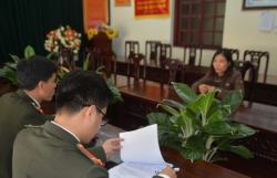 bi phat 125 trieu dong tich thu dien thoai vi tung tin virus corona de ban thuc pham chuc nang