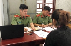 tung tin bi nhiem covid 19 de tron chu no