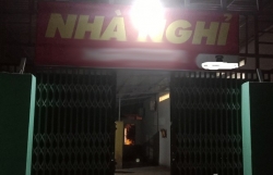 bat khan cap nghi pham sat hai nguoi phu nu trong nha nghi