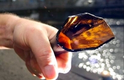 nhau say dung dao nem cong an co gai tre linh 9 thang tu