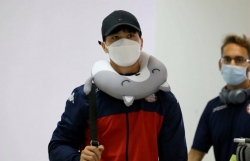 cong phuong deo khau trang cung dong doi co mat tai lao