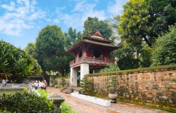 tam dung don khach tham quan tai di tich van mieu quoc tu giam de phong tranh covid 19