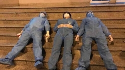 dan mang xuc dong voi giac ngu voi cua nhung tinh nguyen vien chong covid 19