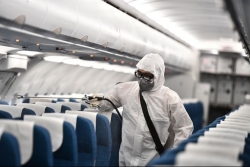 huong dan cach ly theo doi suc khoe hanh khach tren chuyen bay co truong hop mac covid 19