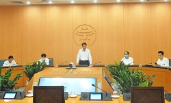 khuyen khich cac co quan hanh chinh tren dia ban cho nhan vien lam viec tai nha trong 10 ngay