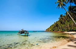 nam du quan dao hoang so va quyen ru duoc menh danh la maldives cua viet nam