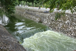 Xả 1 triệu khối nước, cuốn trôi công nghệ Nhật ở sông Tô Lịch: Chuyện bình thường!