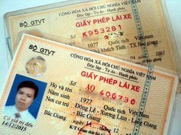 Hướng dẫn cấp, đổi GPLX; cách đăng ký, làm lại giấy tờ xe máy, ô tô