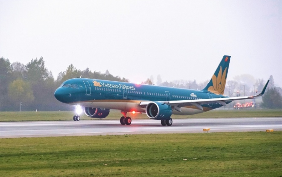 Lợi nhuận Vietnam Airlines tuột dốc do "chi phí quản lý" tăng cao