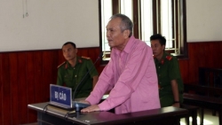 tai xe xe lexus bien tu quy dam chet 4 nguoi linh 4 nam tu