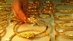 gia vang hom nay 129 giam sau cho tiep suc